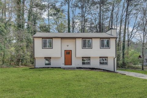 3394 Dearwood Drive SW Lilburn GA 30047