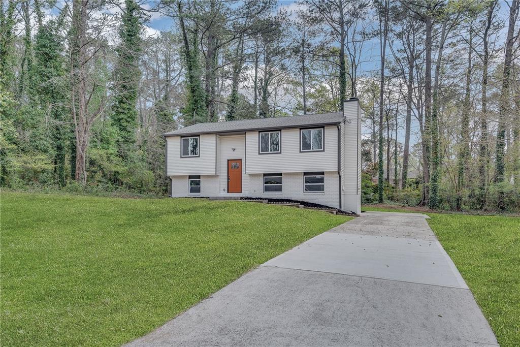 3394 Dearwood Drive SW