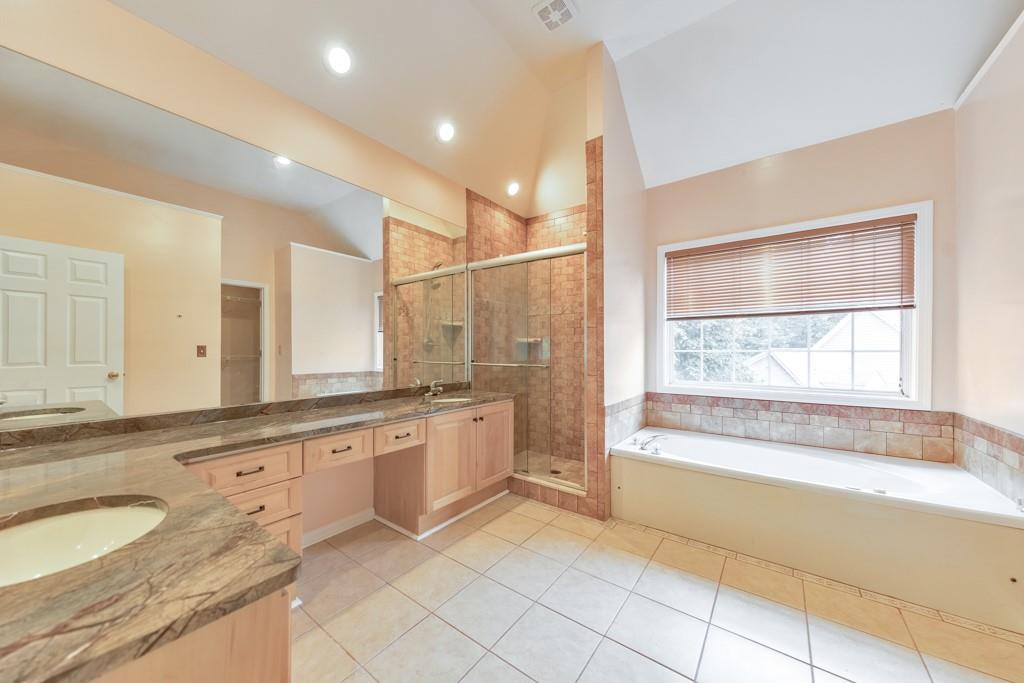 Stoneoak Pointe - Residential