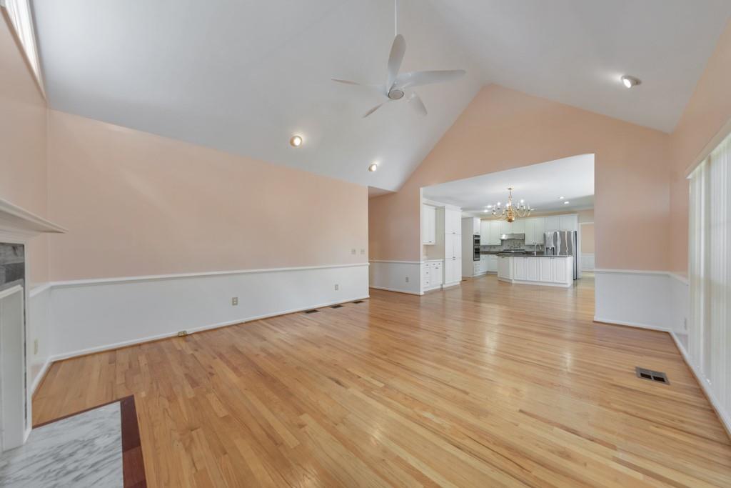Stoneoak Pointe - Residential