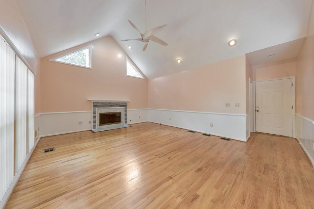 Stoneoak Pointe - Residential