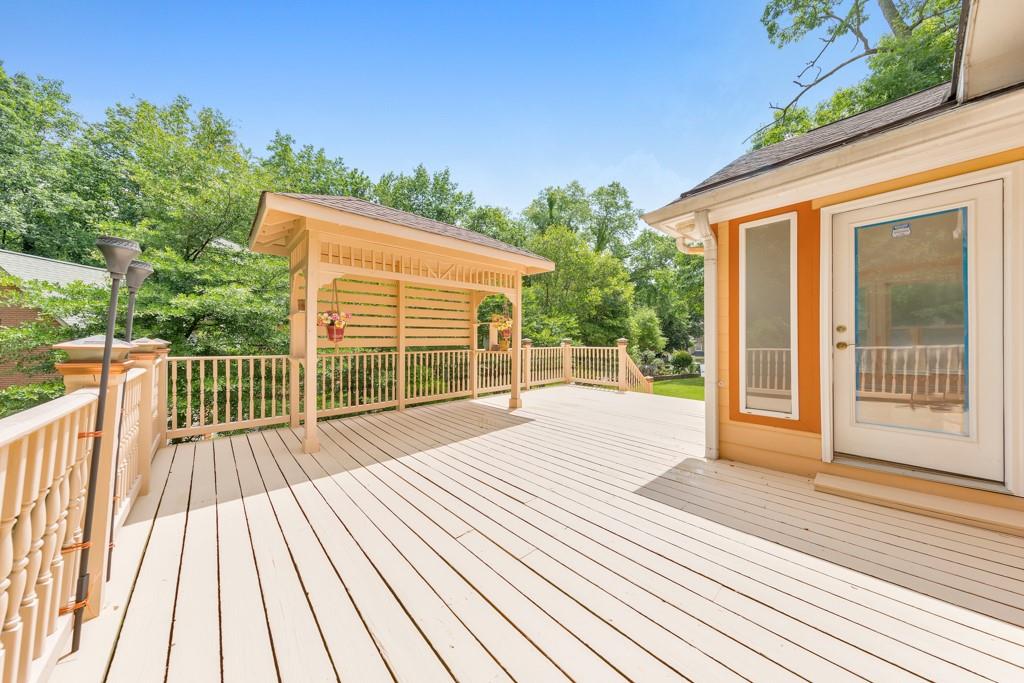 Stoneoak Pointe - Residential