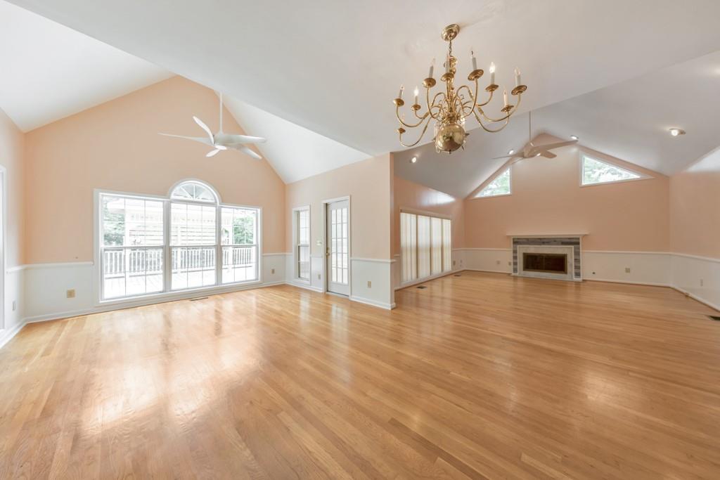 Stoneoak Pointe - Residential