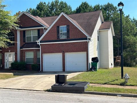 A home in Ellenwood