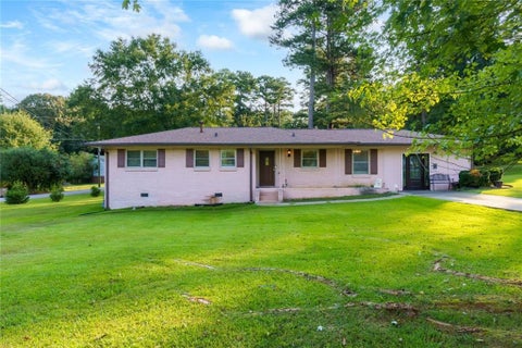 Homes For Sale - 1237 Chapel Dr Sw Dr<br/> Marietta, GA 30064