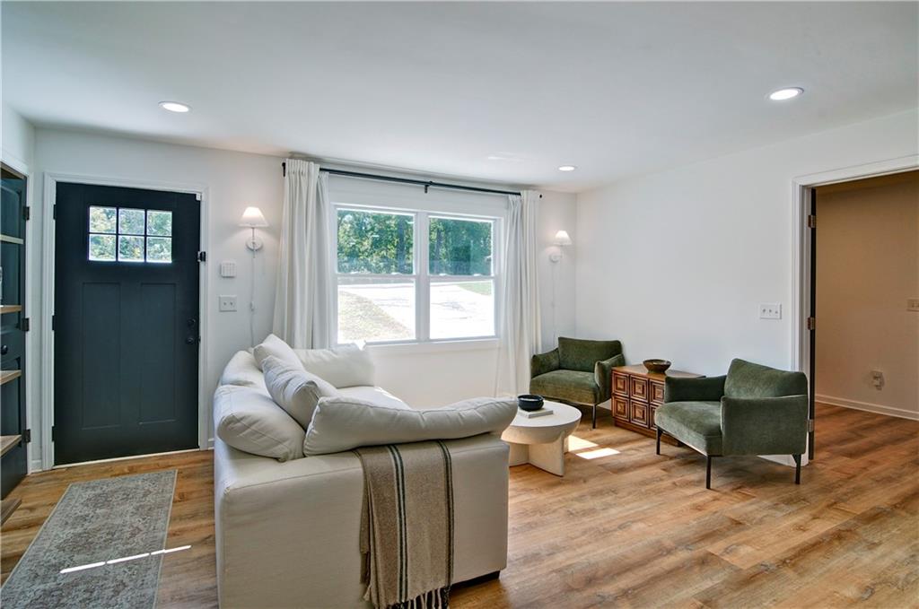 101 Stroud Drive SE