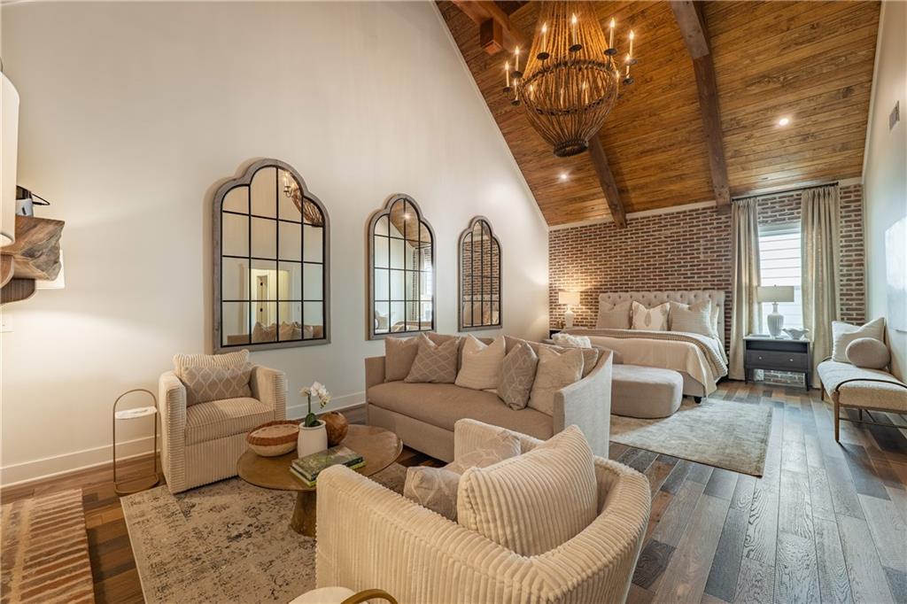 acreage - 7+ - Residential