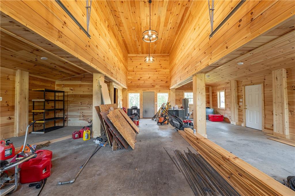 acreage - 7+ - Residential