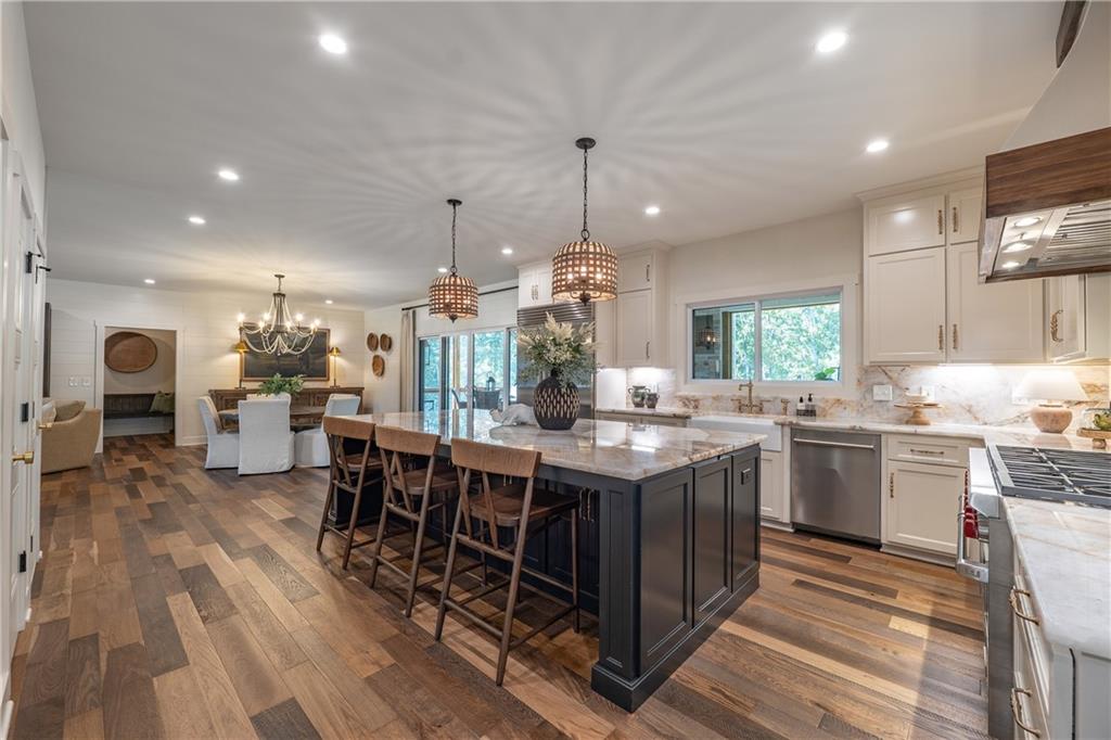 acreage - 7+ - Residential