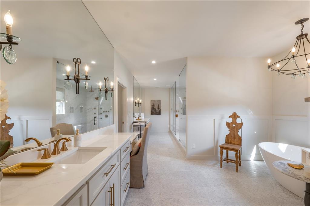 acreage - 7+ - Residential