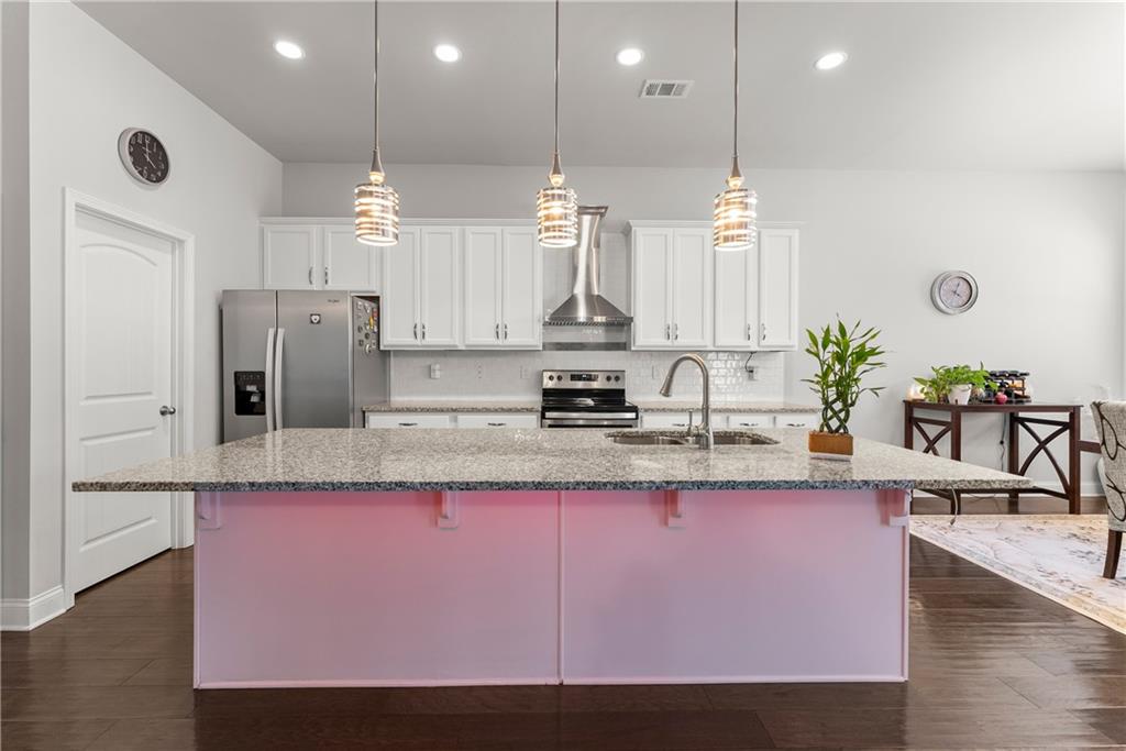 White Horse Creek - Residential