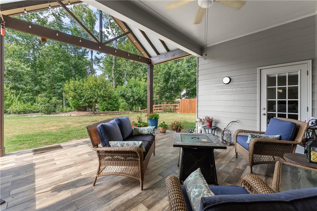 White Horse Creek - Residential