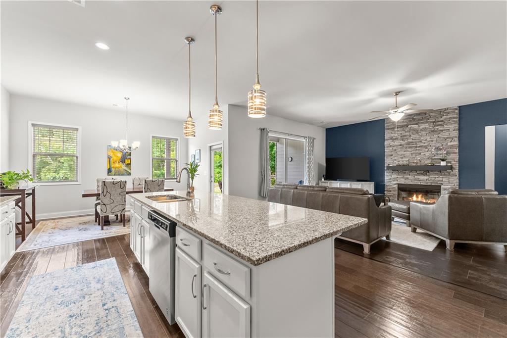 White Horse Creek - Residential