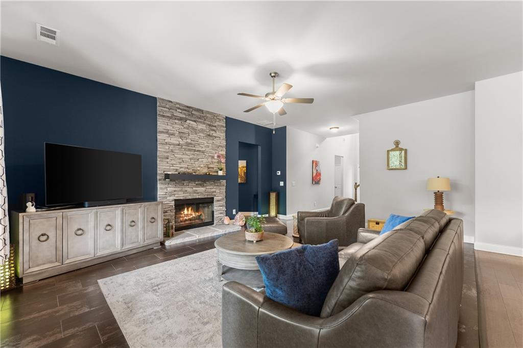 White Horse Creek - Residential