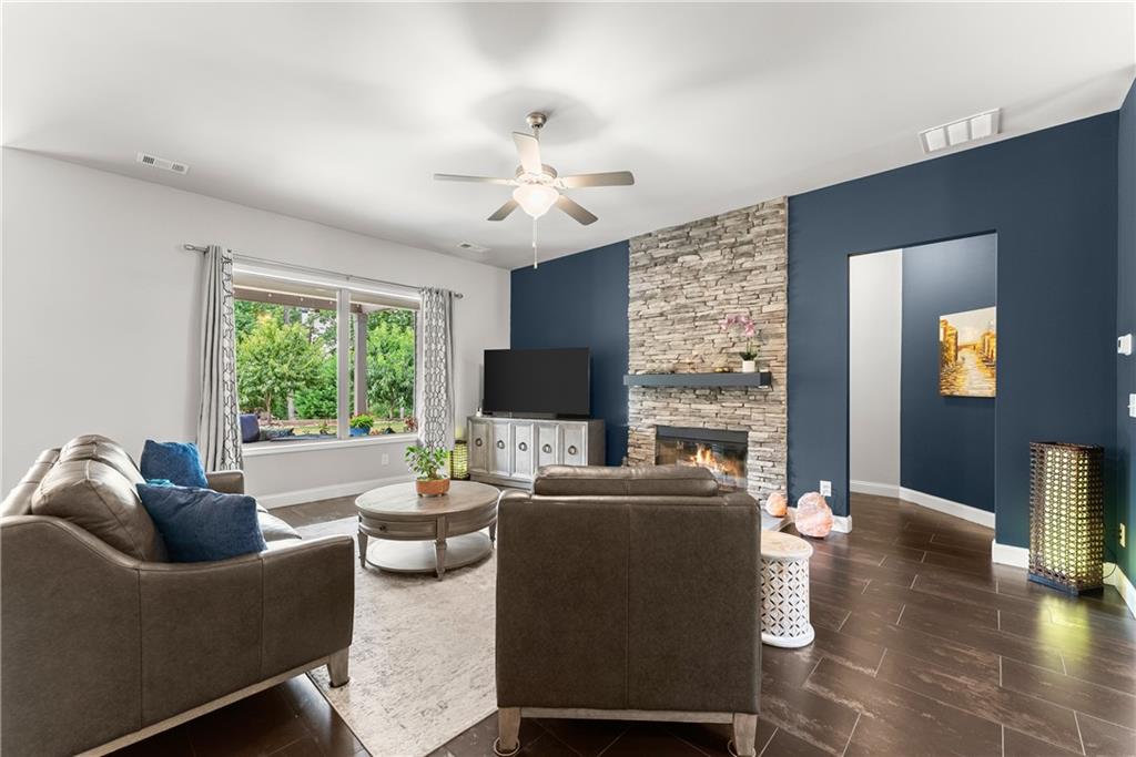 White Horse Creek - Residential