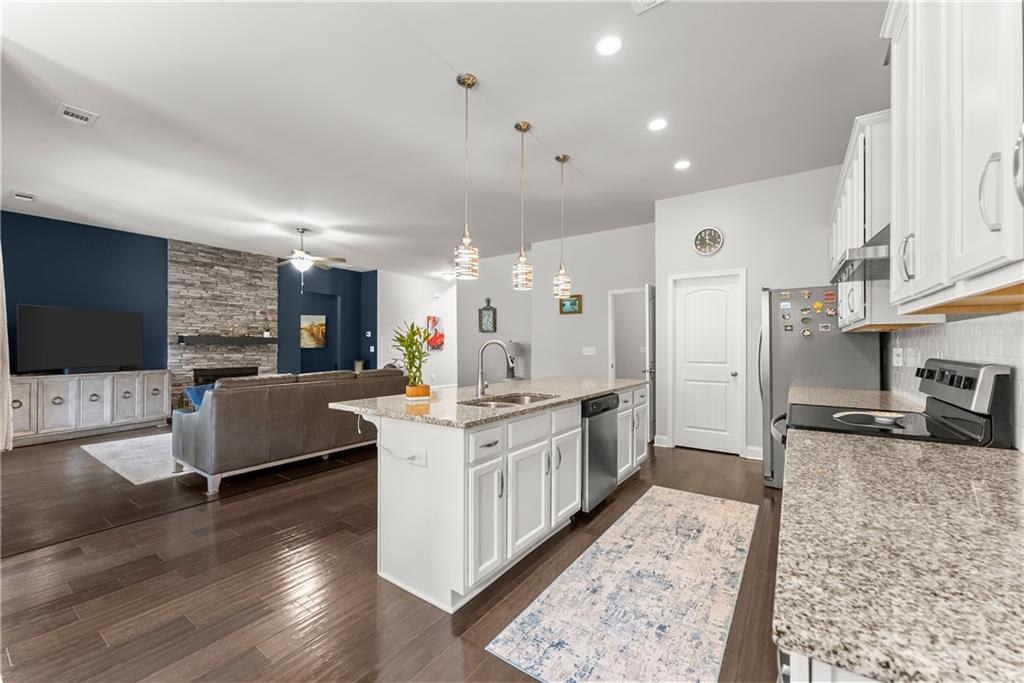 White Horse Creek - Residential