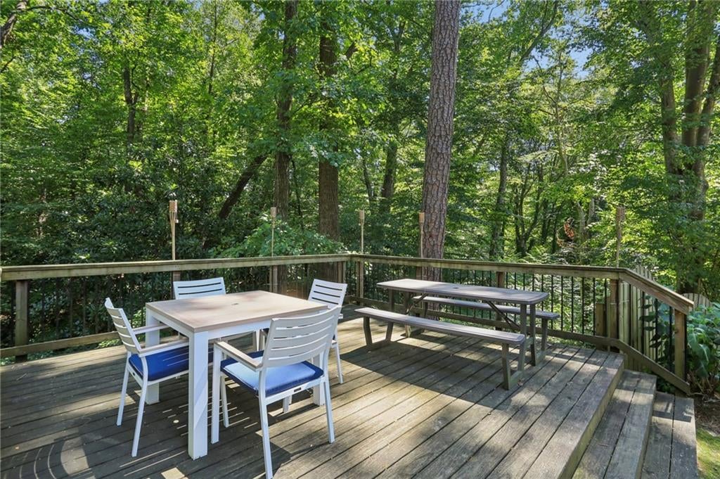 4357 Bishop Hollow Court