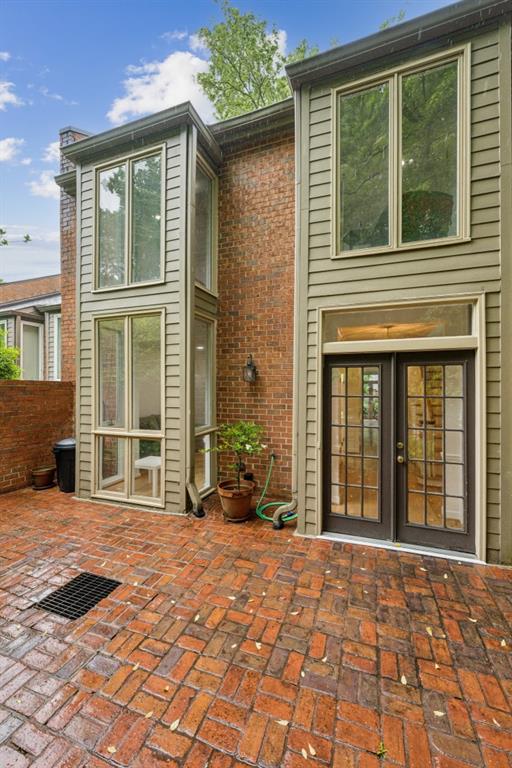 68 Willow Glen NE 68