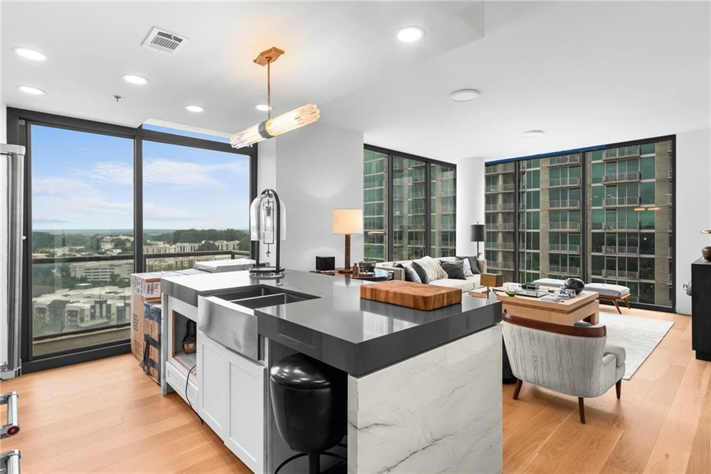 270 17th Street NW 2012