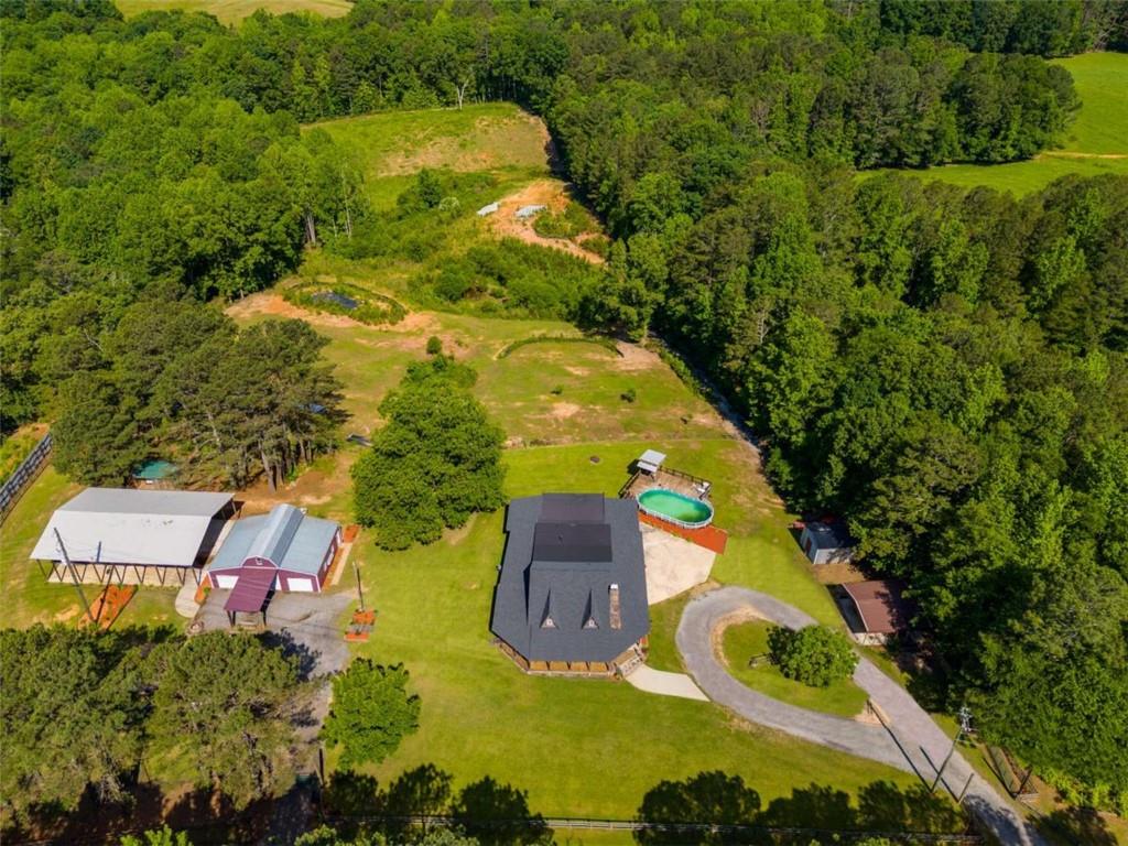 894 Lake Circle Road