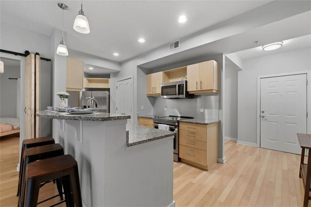 390 17th Street NW 3038