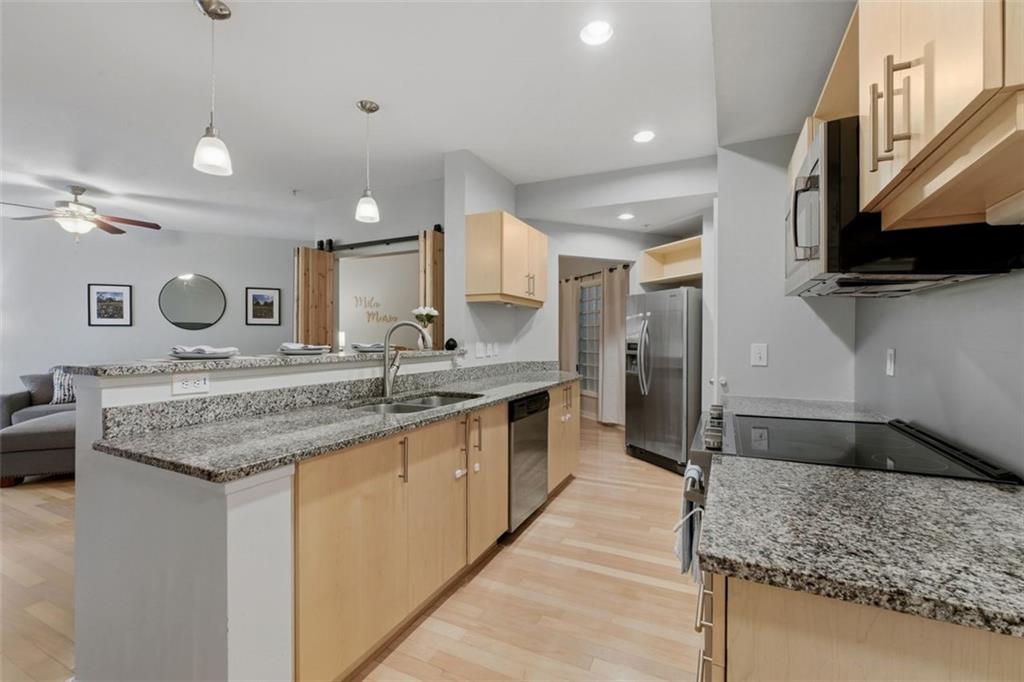 390 17th Street NW 3038