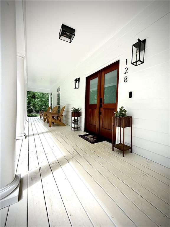 128 Golden Hills Drive