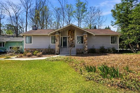 Homes For Sale - 1032 Muirfield Drive<br/> Marietta, GA 30068