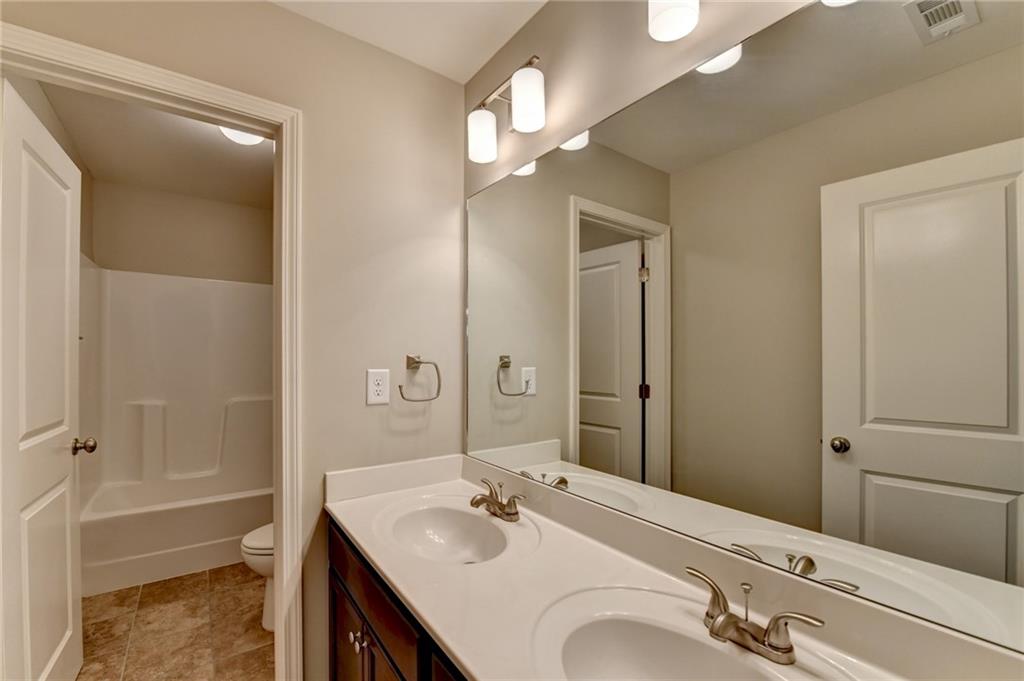 6032 Harbour Mist Drive, Flowery Branch, Georgia image 29