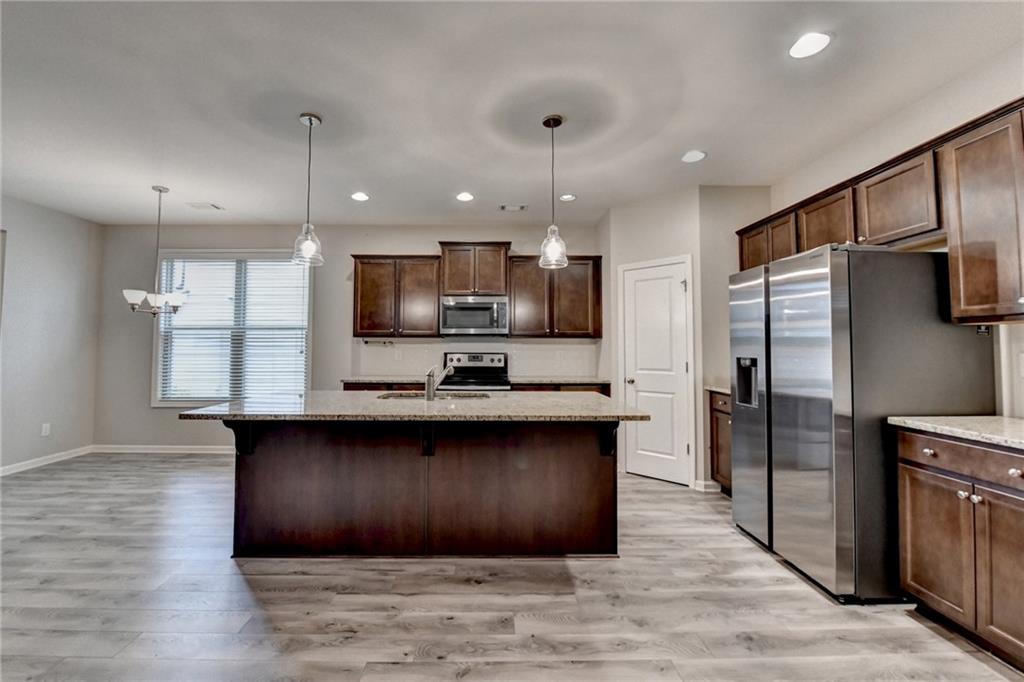 6032 Harbour Mist Drive, Flowery Branch, Georgia image 10
