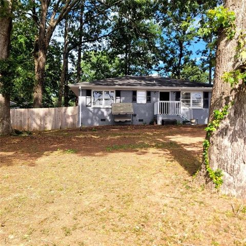 Homes For Sale - 7986 Scarlett Drive<br/> Jonesboro, GA 30236