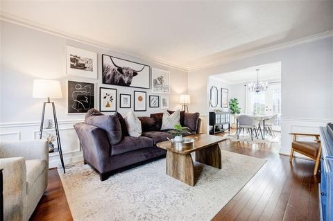 12 NW Palace Green Place NW Atlanta GA 30318