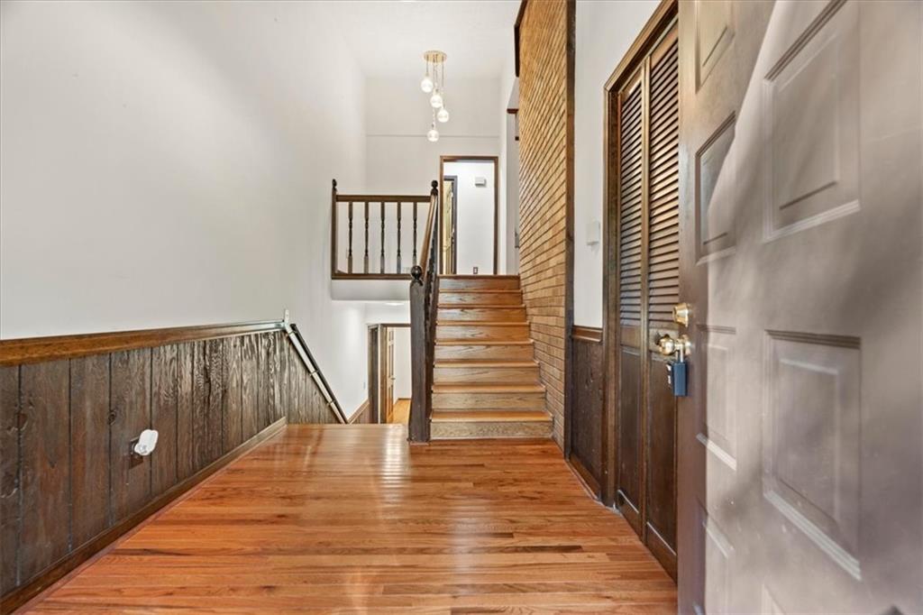 2811 Deerfield Drive