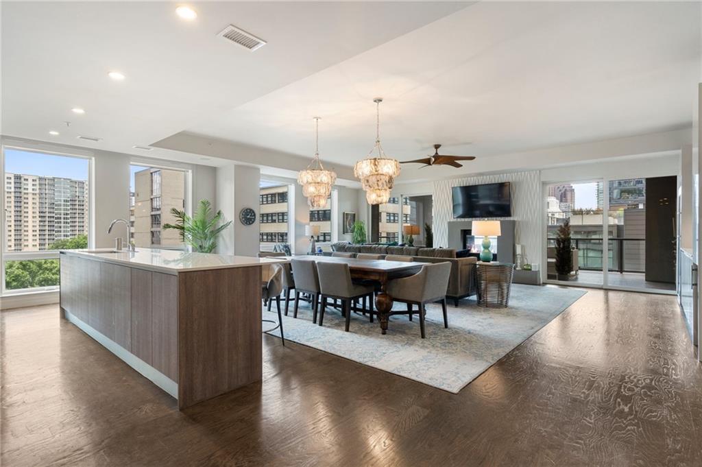 867 Peachtree Street NE 601