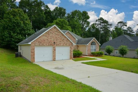 A home in Ellenwood