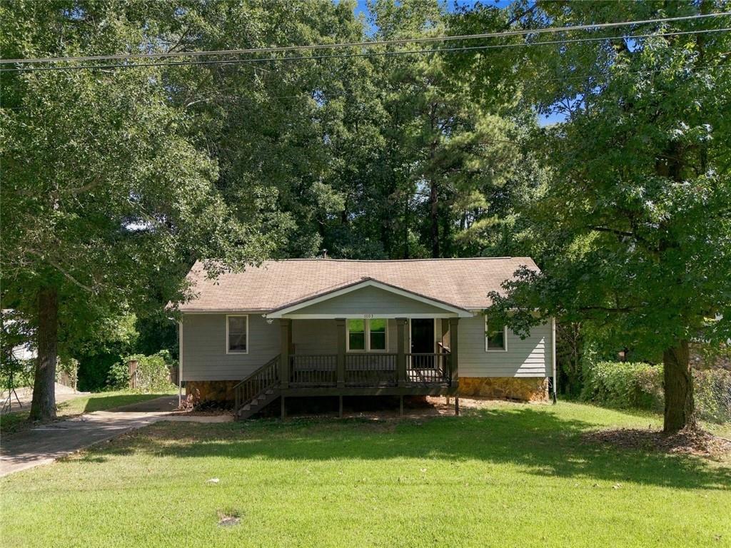 Photo of 1003 Salisbury Trail, Riverdale, GA 30296 (MLS # 7840927)