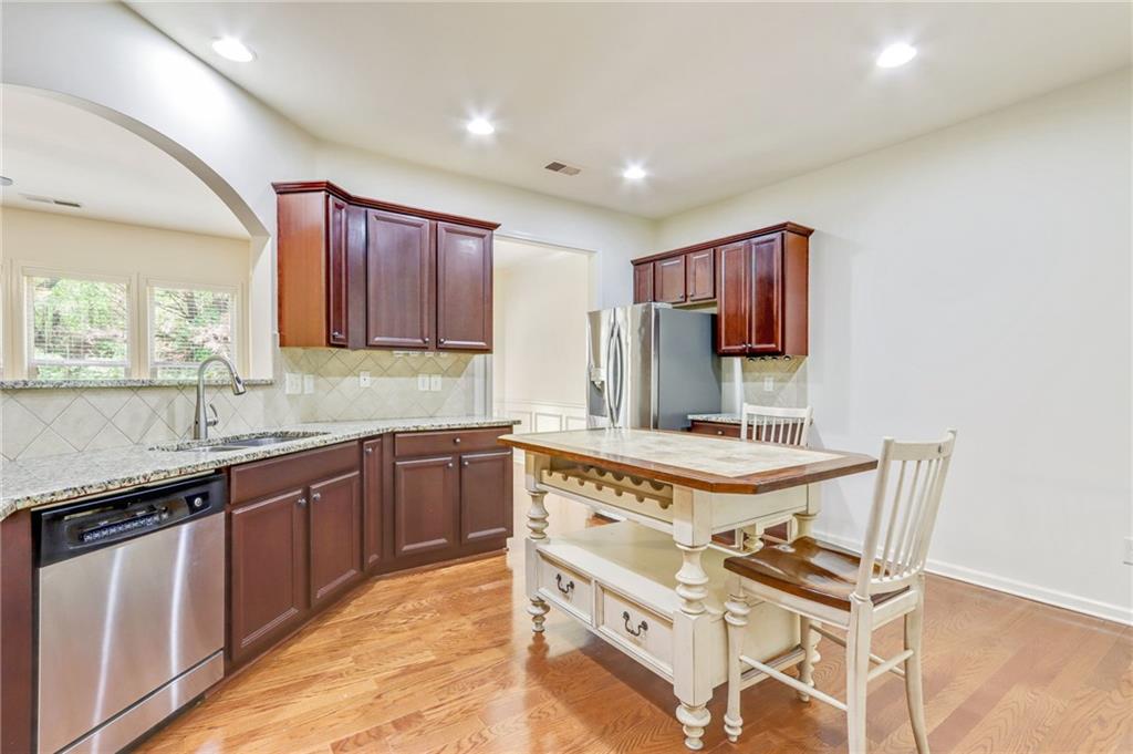 3034 Cross Creek Drive