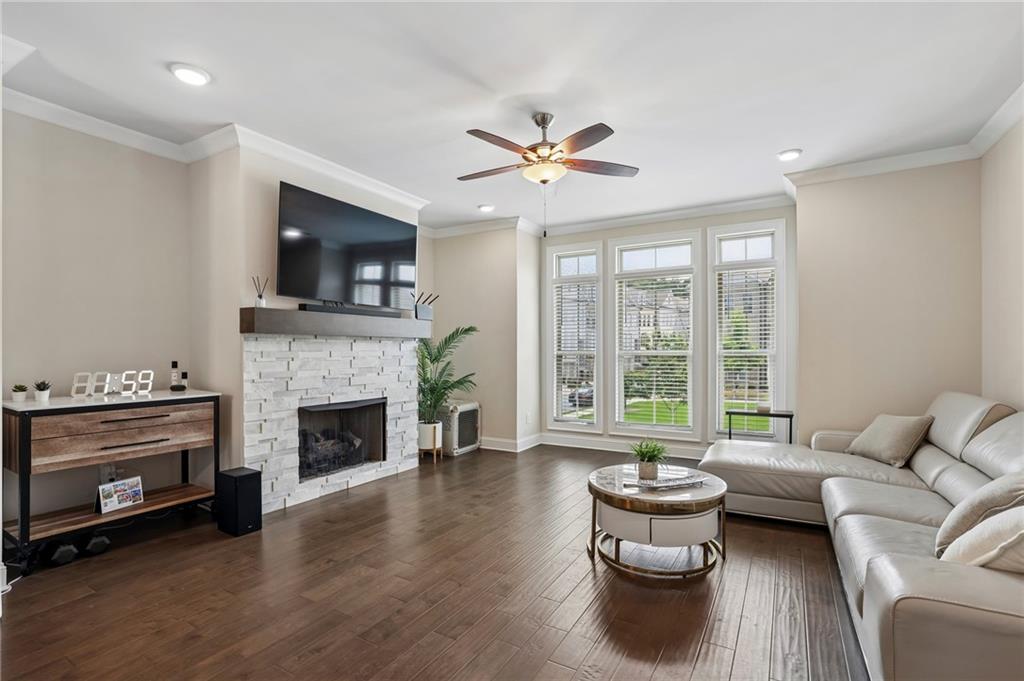7938 Laurel Crest Drive