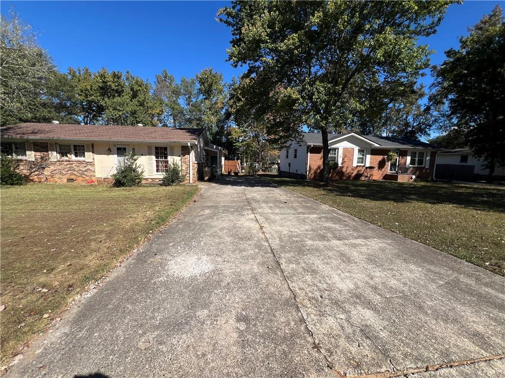 2718 Somerton Drive