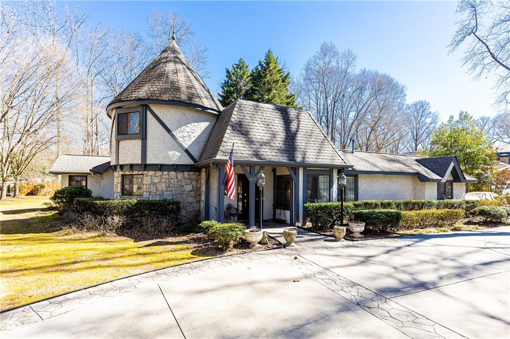 4210 Gatewood Lane, Peachtree Corners, Georgia image 33