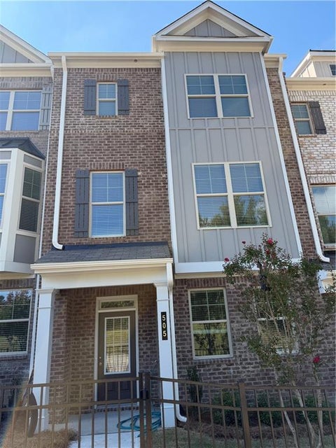Townhouse For Sale - 505 Fundao Lane #40<br/> Lawrenceville, GA 30046