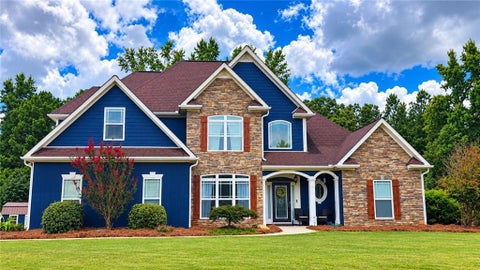Homes For Sale - 128 Windsor Court<br/> Williamson, GA 30292