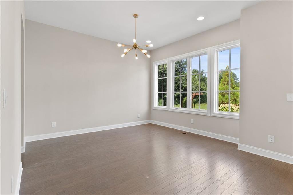 1954 Summit Trace Circle NW