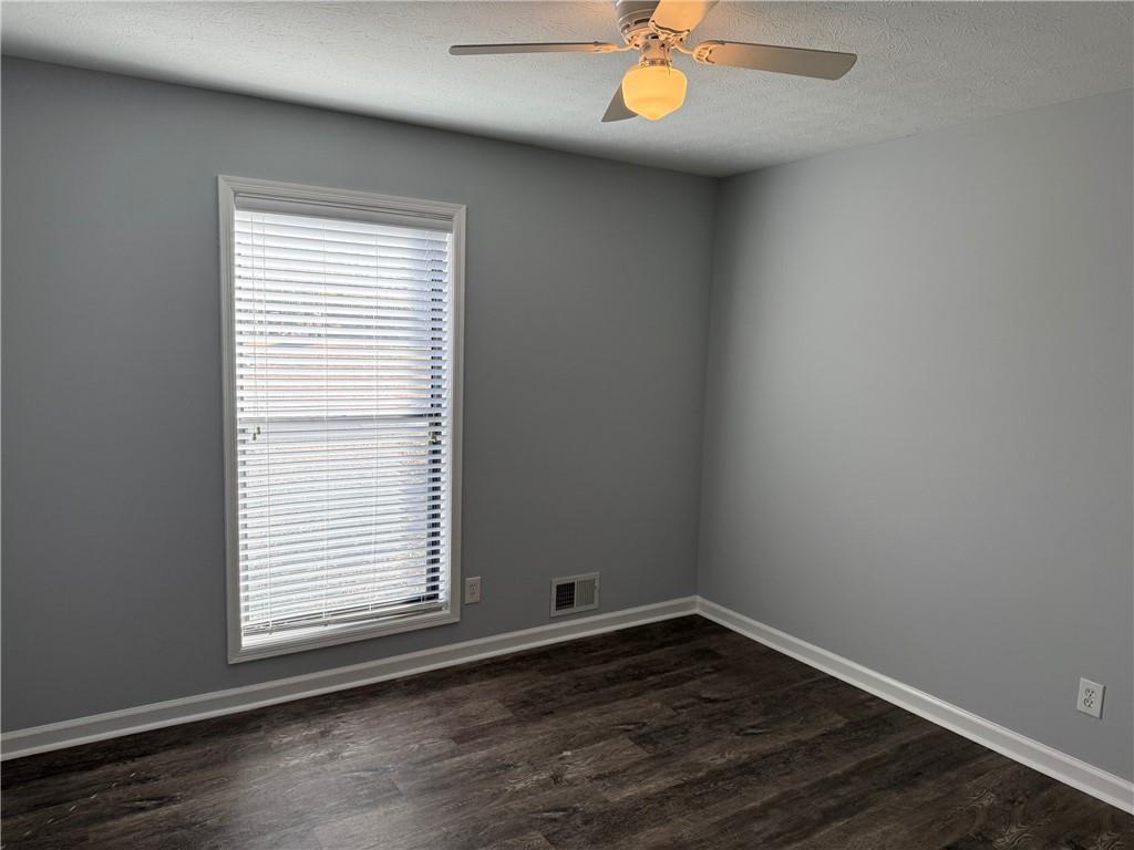 FALCON CREST - Residential Lease
