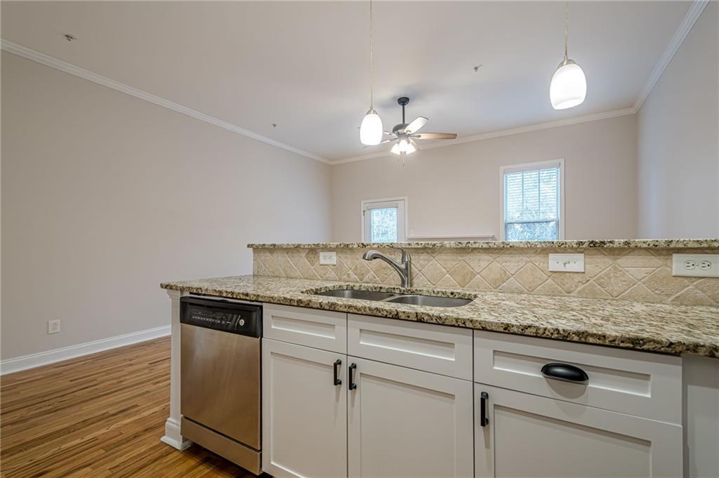 1949 Sterling Oaks Circle NE 13