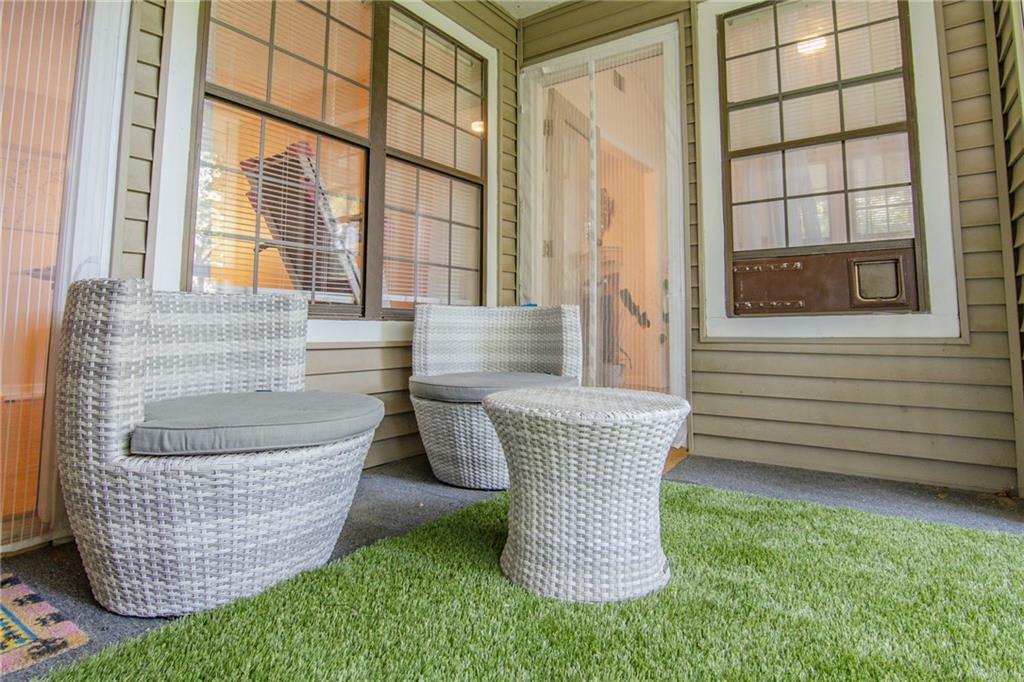 205 Barrington Hills Drive, Atlanta, Georgia image 36