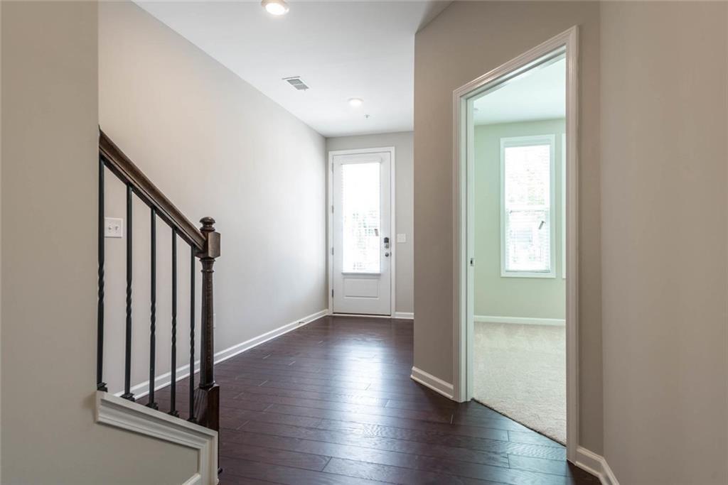 Caravelle - Residential Lease
