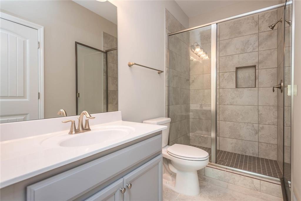 Caravelle - Residential Lease