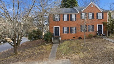 Townhouse For Sale - 1500 Shiloh Place<br/> Kennesaw, GA 30144
