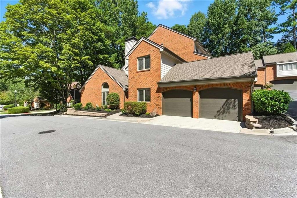 25 Westfair Court NE